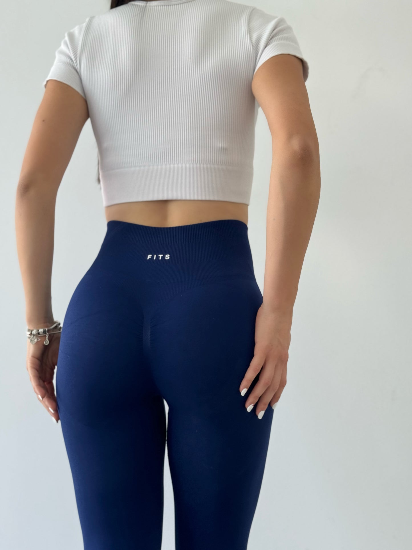 Essence Legging in Navy Blue